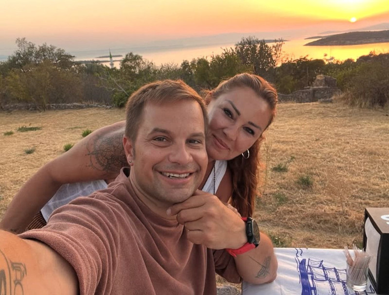 Yağmur Atacan'dan Pınar Altuğ'a romantik kutlama! Eşine övgüler yağdırdı - Resim: 4