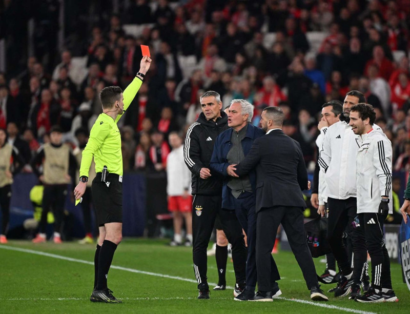 Benfica- Real Madrid maçında ırkçılık iddiası! Ortalık karıştı: Vinicius Junior sahayı terk etti! Söylenen söz ortaya çıktı - Resim: 11