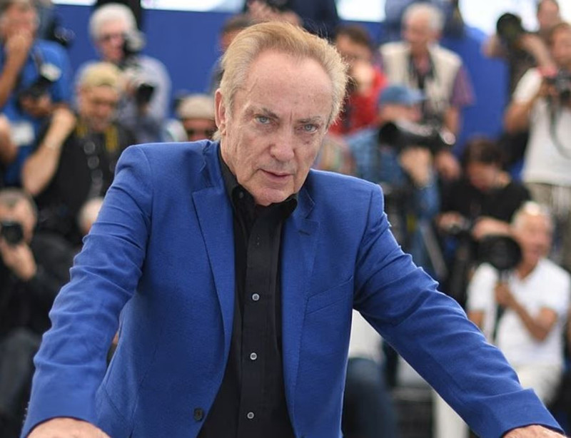 Sinemanın efsane ismiydi! Dünyaca ünlü oyuncu 81 yaşında hayatını kaybetti - Resim: 2