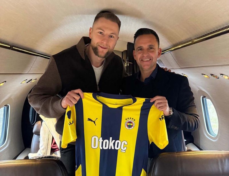 Transferin hızlı takımı Fenerbahçe’de 4.ayrılık! 1.5 milyon euroluk yıldız Acun Ilıcalı’nın yeni takımına gidiyor! - Resim: 2