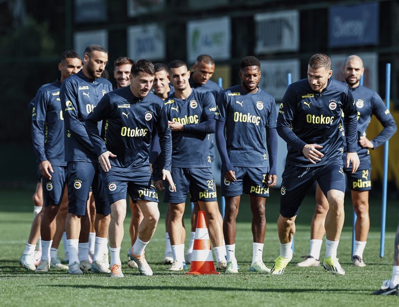 Fenerbahçe’nin 19 gol 7 asist yapan yıldızına talip çıktı! Dünya devi transfer için pusuya yattı! - Resim: 3