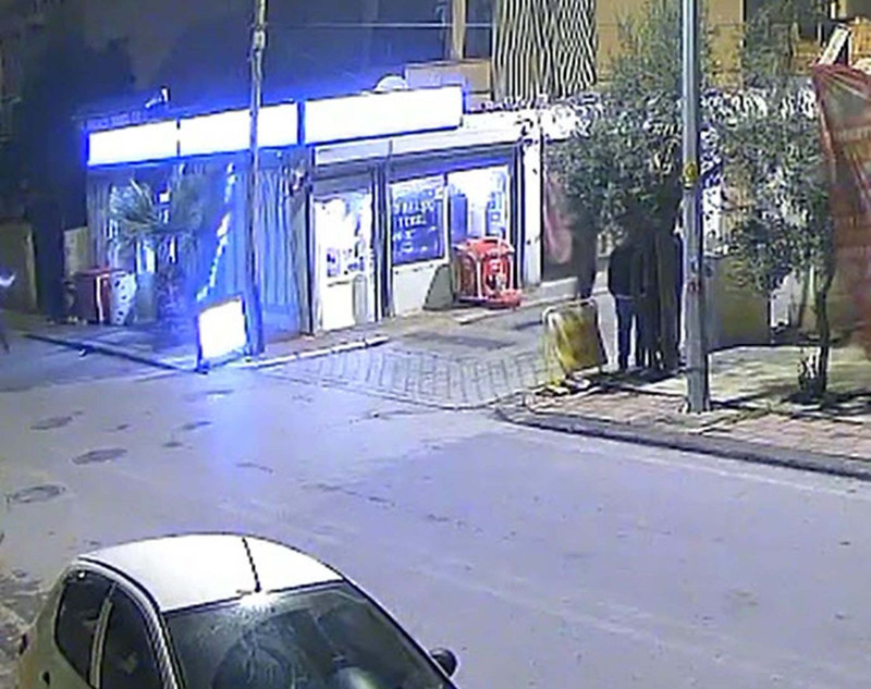 Hesap kavgasında kan aktı! 1 kişi hayatını kaybetti: O anlar kamerada - Resim: 4