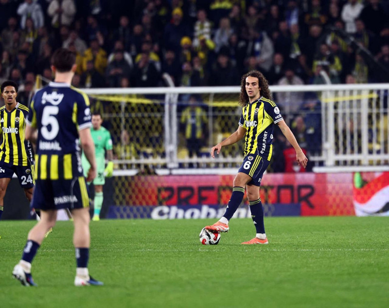 Kasımpaşa maçı bitti, soyunma odasına indi! Sadettin Saran’ın futbolculara söyledikleri ortaya çıktı! - Resim: 3