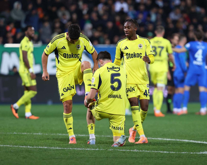 Fenerbahçe’de Tedesco’nun transfer planı ortaya çıktı! Sadettin Saran’a söyledi! 2 mevkiye transfer istiyor - Resim: 5
