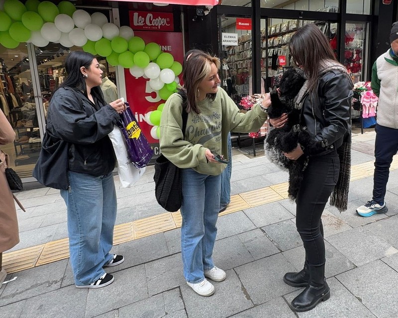 Giresun’da ahırda 2 tane kuzu dünyaya geldi. Anne koyunun 2 kuzudan birine yaptığı hareket görenleri buz kestirdi - Resim: 4