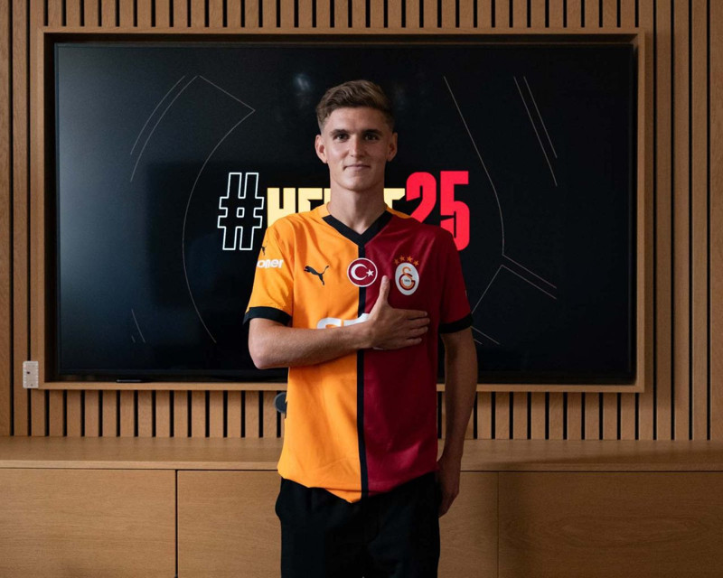Galatasaray’da onlara yer yok! 26 milyon euroluk 3 yıldızın bileti kesildi! Takımdan gönderilecekler - Resim: 6
