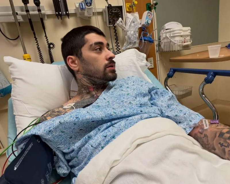 One Direction grubunun eski üyesi şarkıcı Zayn Malik hastaneye kaldırıldı! Kötü haberi sosyal medyadan duyurdu - Resim: 3