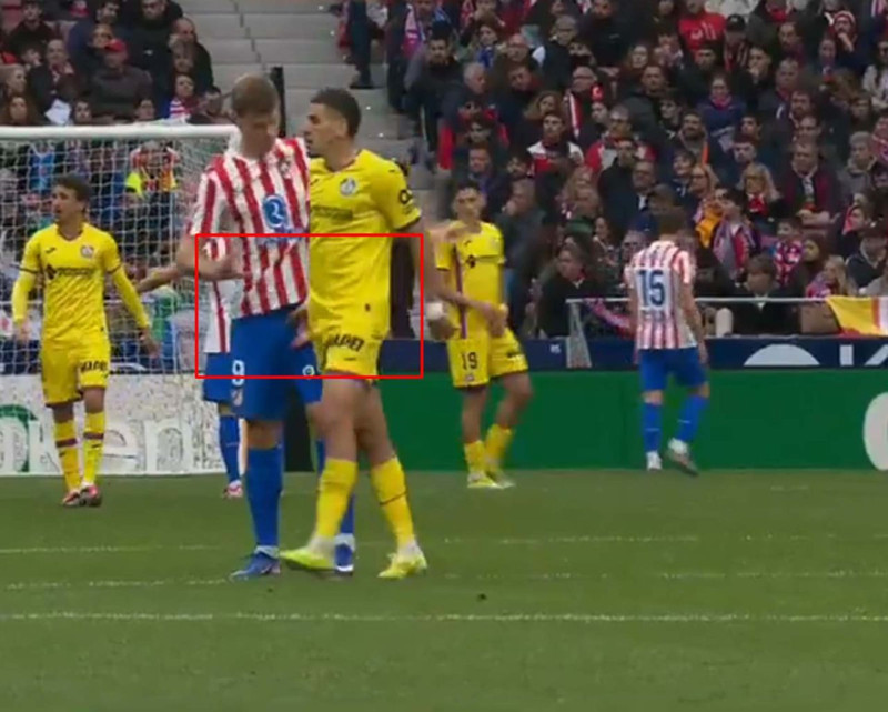 Süper Lig’in eski gol kralına şok hareket! Cinsel organına müdahale olunca çıldırdı! - Resim: 3