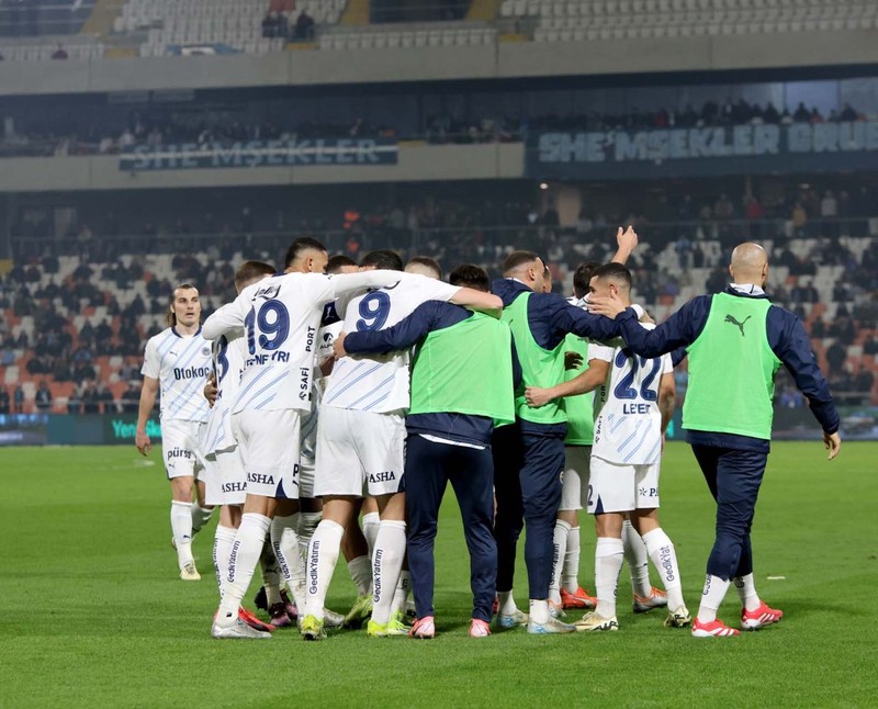 Mourinho forma yüzü göstermemişti! Fenerbahçe’ye 10 milyon euroluk transfer piyangosu geldi! İtalya devi Ali Koç’a teklifini yaptı! - Resim: 2