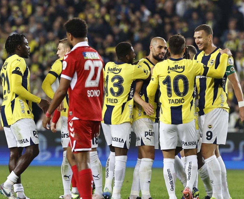 Transferde evdeki hesap çarşıya uymadı! Fenerbahçe’nin 25 milyon dolarlık hayali buhar oldu! Yıldız futbolcu gittiği gibi geri dönüyor - Resim: 3