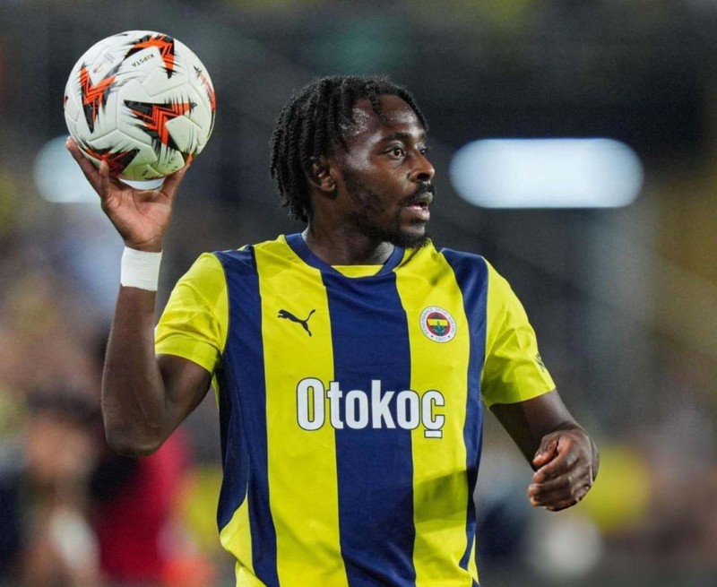 Fenerbahçe’den gidecek ilk futbolcu belli oldu! Taraftarlar çok üzülecek! 8 milyon euroluk yıldızın yeni adresi ortaya çıktı - Resim: 4