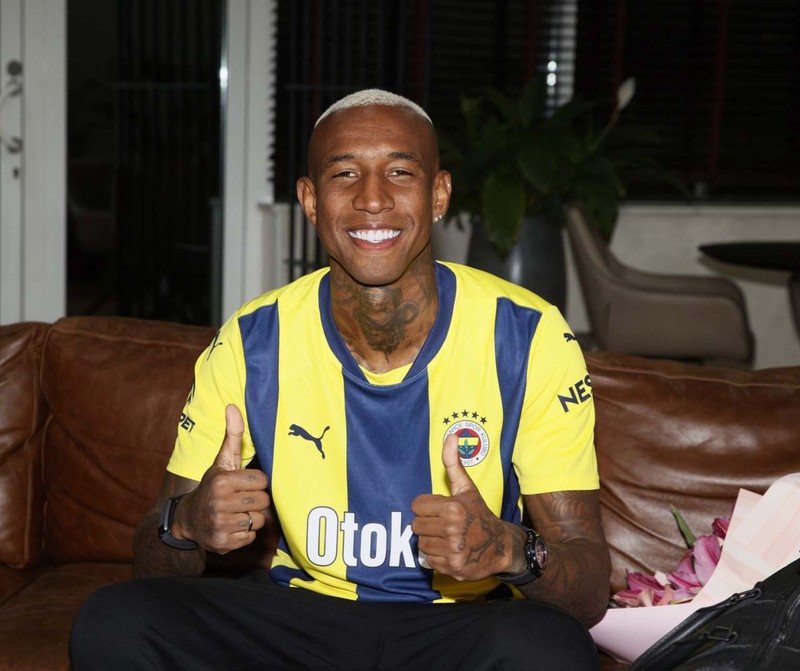 Transferin hızlı takımı Fenerbahçe’de 4.ayrılık! 1.5 milyon euroluk yıldız Acun Ilıcalı’nın yeni takımına gidiyor! - Resim: 3