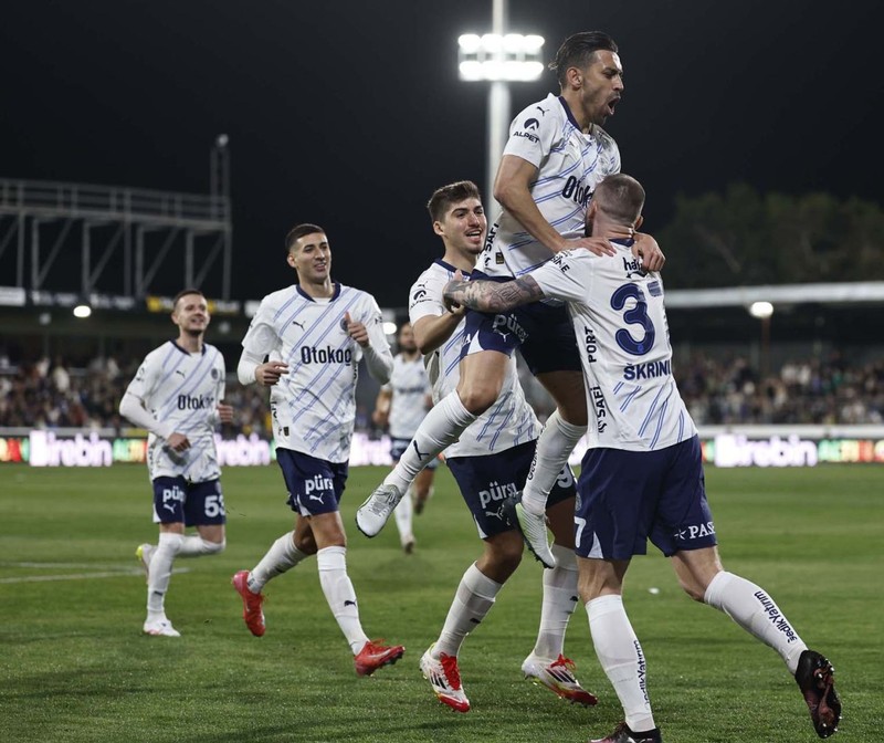 Fenerbahçe’ye Galatasaray derbisi öncesi müjde! Jose Mourinho’nun 4 gol, 8 asist yapan jokeri geri dönüyor - Resim: 2