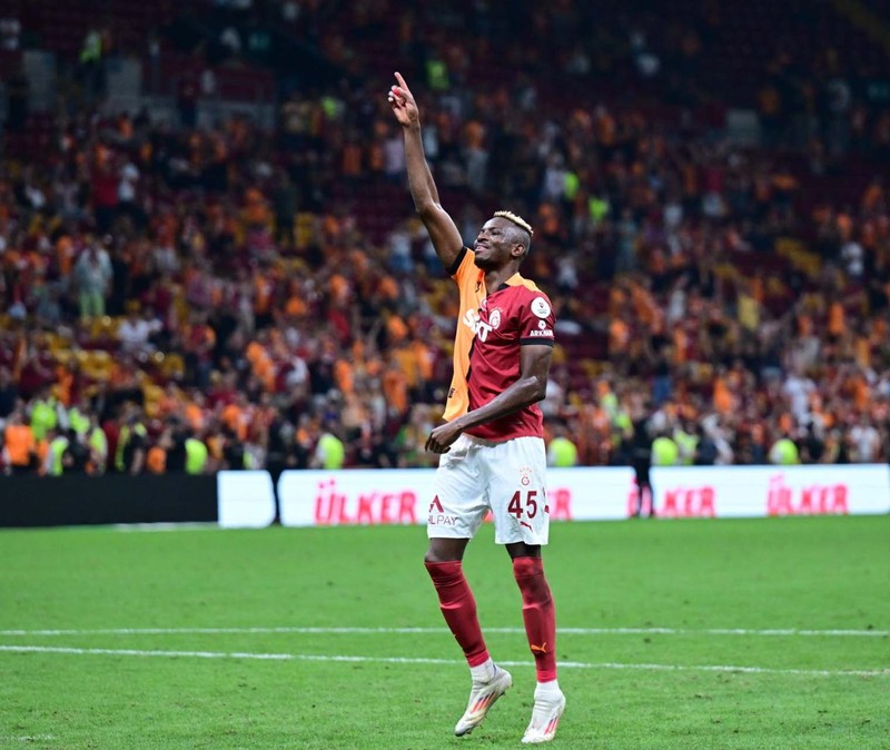 Herkesin cevabını merak ettiği soru: Osimhen, Galatasaray’da kalacak mı? Transfer sihirbazı George Gardi’den Osimhen açıklaması! - Resim: 3