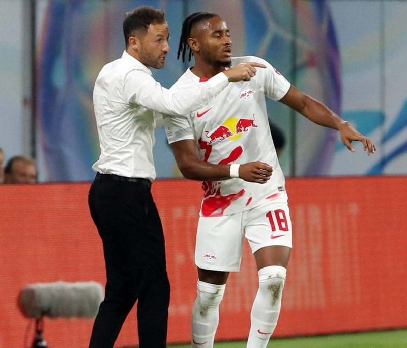 Tedesco yıldızını parlatmıştı! Fenerbahçe aradığı golcüyü buldu! 37 milyon euroluk yıldıza ilk teklif yapıldı - Resim: 13