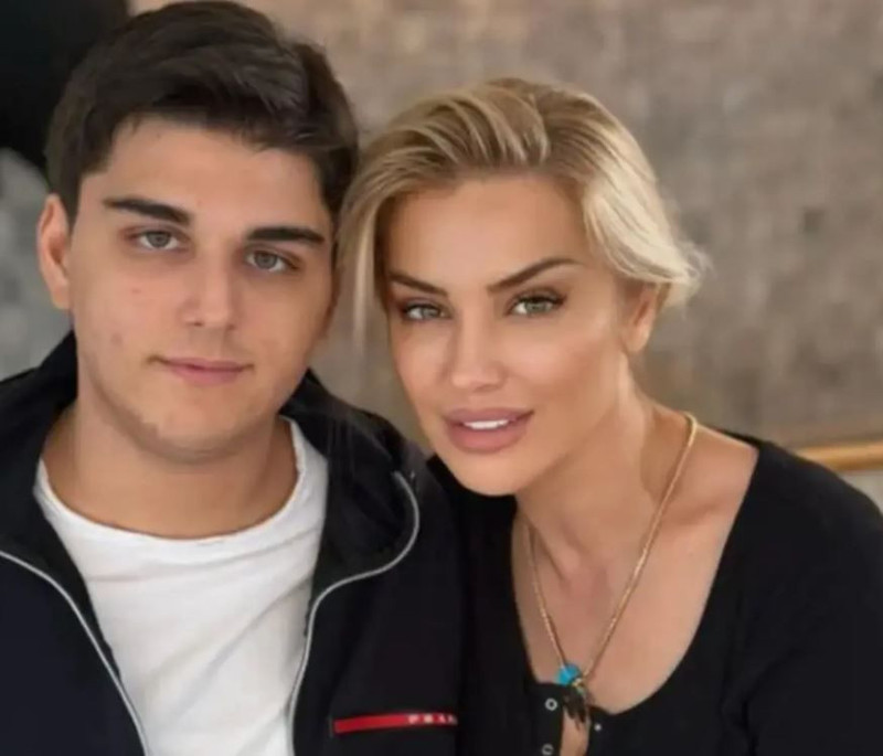 Annesine "Sürekli bir yerlerin konuşuluyor" diyerek kızmıştı! Songül Karlı'nın oğlu Efe kocaman oldu, annesinin boyunu geçti - Resim: 5