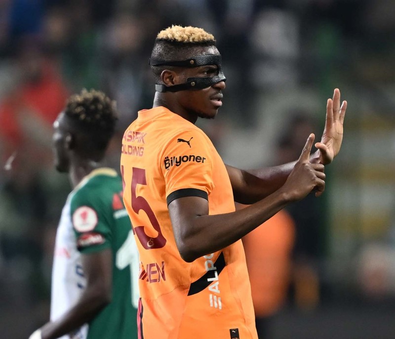 Galatasaraylılar çok üzülecek! Efsane isim Osimhen’in transfer olmak istediği takımı açıkladı - Resim: 5