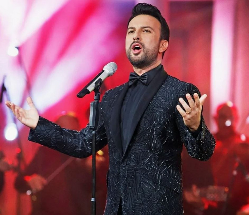 Tarkan'dan eşi Pınar Tevetoğlu'na aşk dolu kutlama! "Kalp atışım, vatanım" - Resim: 1