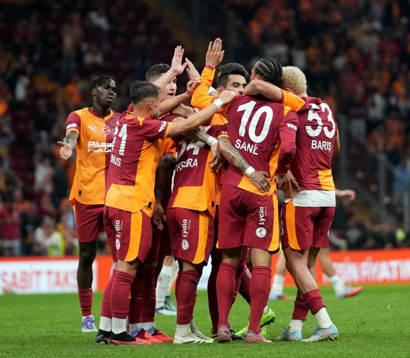 Galatasaray transferde atağa kalkacak! Okan Buruk, 20 milyon euroluk yıldızı istedi! - Resim: 3