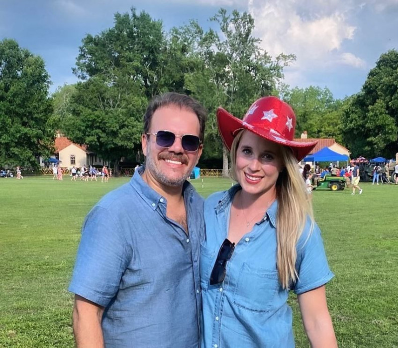 Türkiye'yi terk edip ABD'ye yerleşmişti! Yaprak Dökümü'nün Oğuz'u Tolga Karel'den mutlu aile pozu - Resim: 2