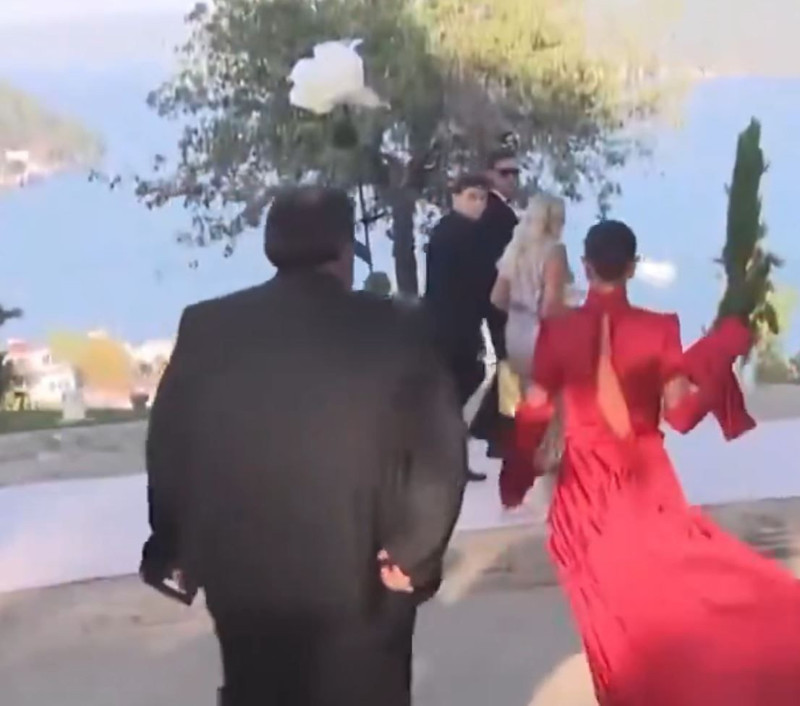 Demet Özdemir'in ablası Derya Özdemir sessiz sedasız boşandı! İkilinin o görüntüleri yeniden gündem oldu - Resim: 5