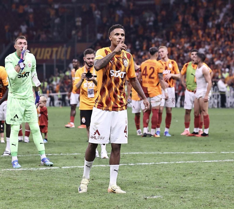 Galatasaray transferi için 9 milyon euro ödemişti! Yıldız futbolcu sırra kadem bastı! Ocak ayından beri ortada yok! - Resim: 6