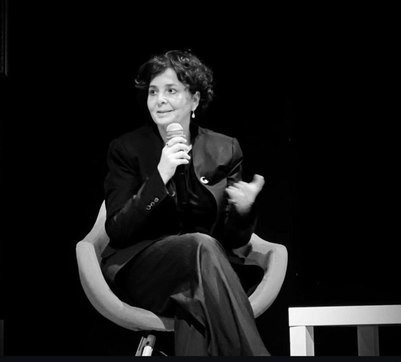 Harika Uygur'dan dikkat çeken uyarı! Ünlü olmak isteyen genç kızlara seslendi - Resim: 1