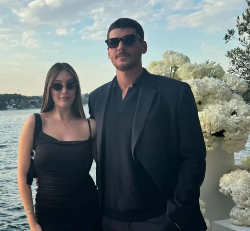 Ayrılık iddiası gündeme gelmişti! Yiğit Poyraz ve Yasmin Erbil’den kafa karıştıran hamle! - Resim: 3