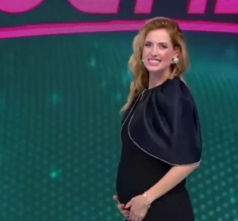 Wilma Elles dördüncü kez anne oluyor! Karnı burnunda pozlarını peş peşe paylaştı - Resim: 6