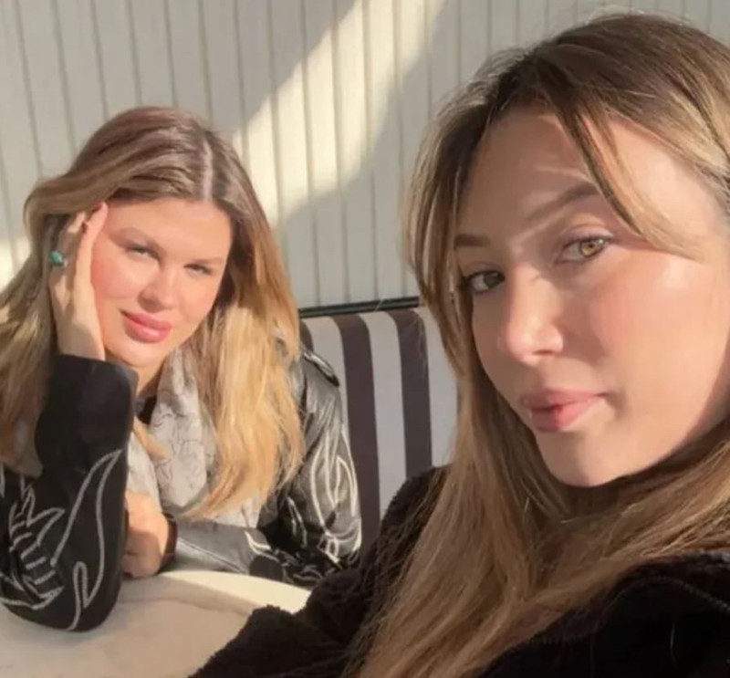 Mehmet Ali Erbil ile Gülseren Ceylan boşandı! Yasmin Erbil ayrılığın ardından sessizliğini bozdu! - Resim: 4