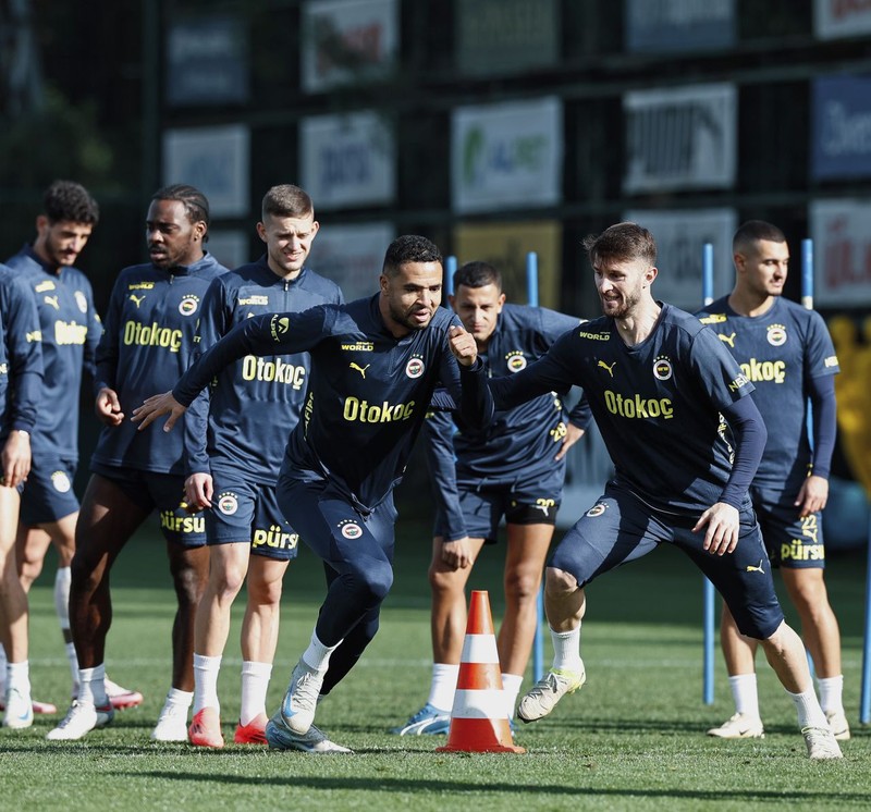 Fenerbahçeliler çok umutluydu! 600 bin euroluk yıldız tutunamadı! Ali Koç sözleşmesini feshetti - Resim: 3