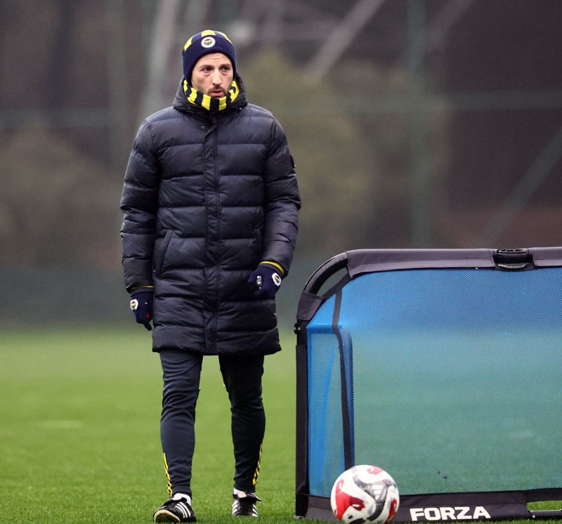 Fenerbahçe'de Beşiktaş maçı öncesi üzücü gelişme! Resmi hesaptan paylaşıldı - Resim: 5