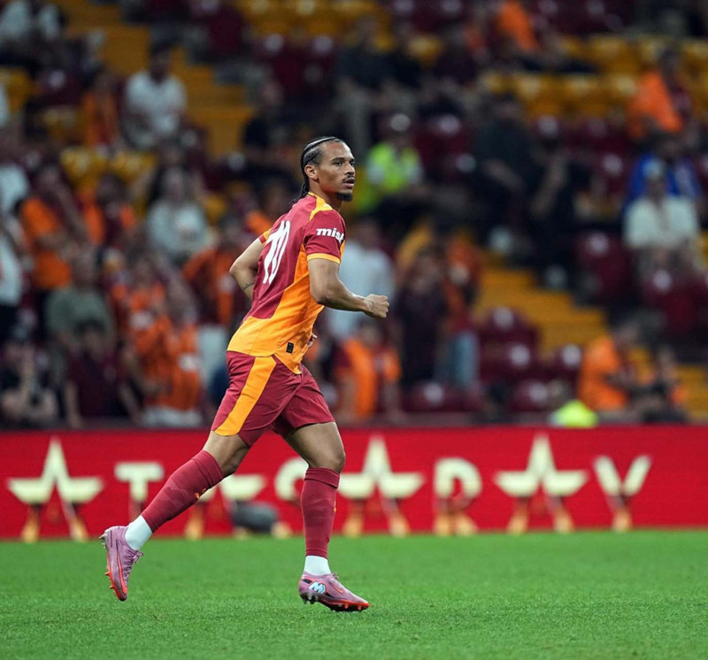 Galatasaray’da ayrılık çanları çalıyor! Yıldız futbolcudan yönetime şok talep: “Bonservisimi verin gideyim” - Resim: 7