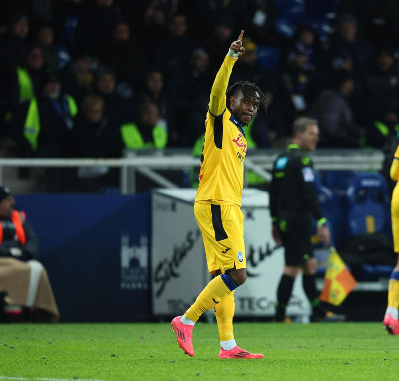 Fenerbahçe taraftarı bu transferle ayağa kalkacak! Sadettin Saran gemileri yaktı! 35 milyon euroluk golcü geliyor! - Resim: 22