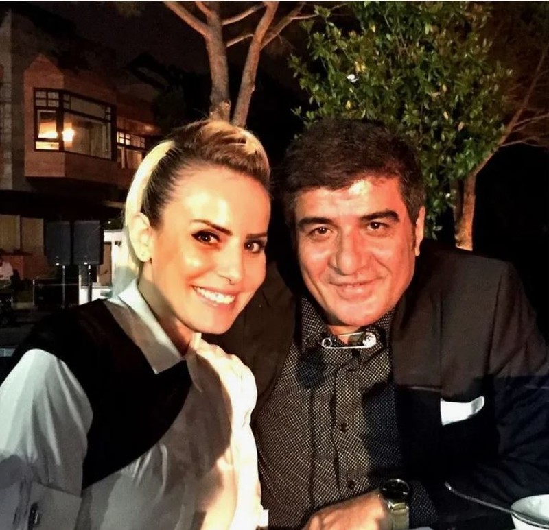İbrahim Erkal'ın eşi Filiz Erkal evinin kapılarını ilk kez açtı! Salondaki köşe izleyicileri duygulandırdı - Resim: 5