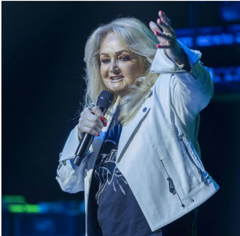 Müzik dünyasının acı günü! Dünyaca ünlü şarkıcı Bonnie Tyler hayatını kaybetti - Resim: 4