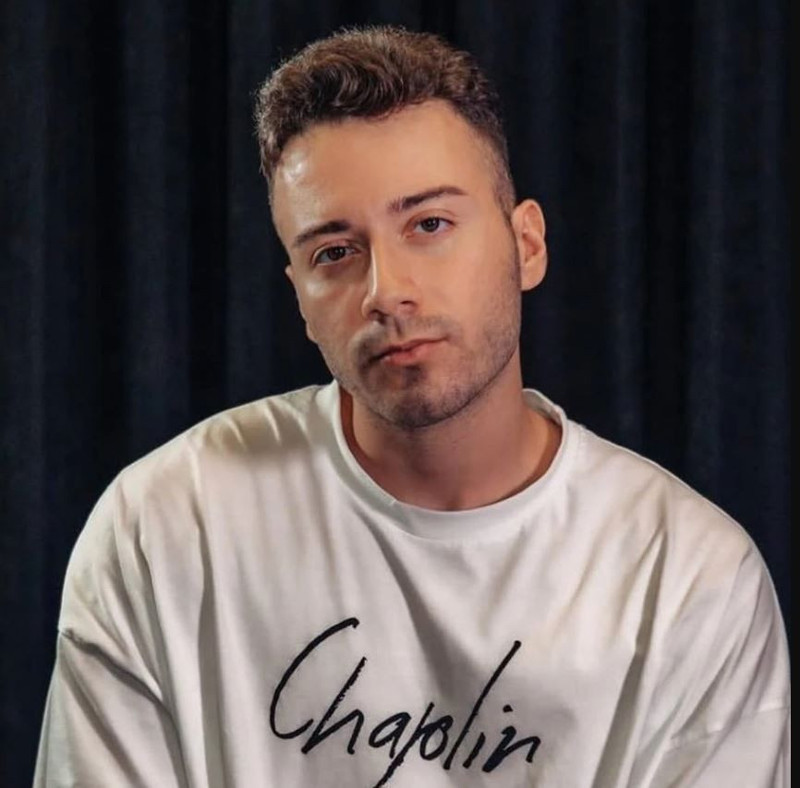 YouTuber Enes Batur'dan dikkat çeken paylaşım: "Hiçbir şey olmamış gibi devam edemem" diyerek duyurdu - Resim: 4