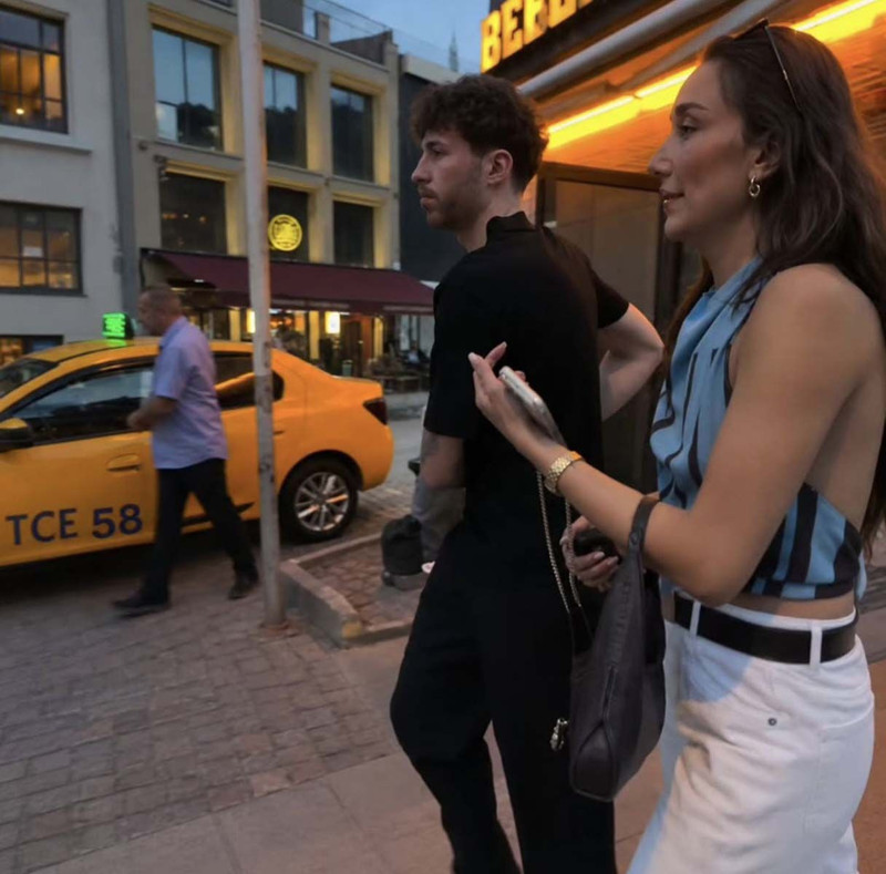 &Ouml;yle bir yerde yakalandılar ki... Hande Baladın- Onuralp Bitim aşkı belgelendi! - Resim: 5