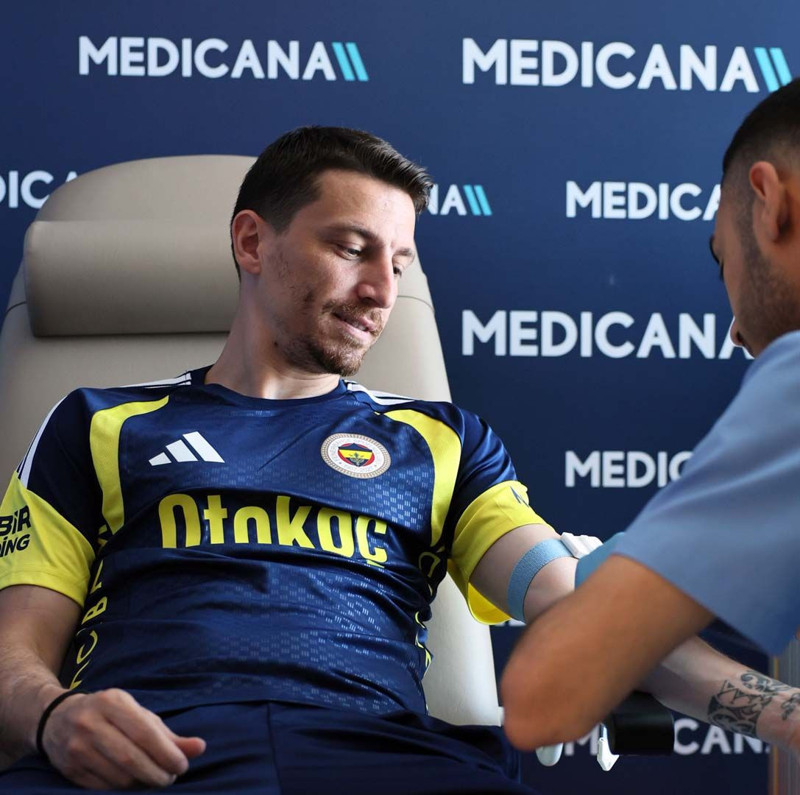 Ve beklenen karar verildi! Fenerbahçe’de Mert Hakan’ın geleceği belli oldu - Resim: 2