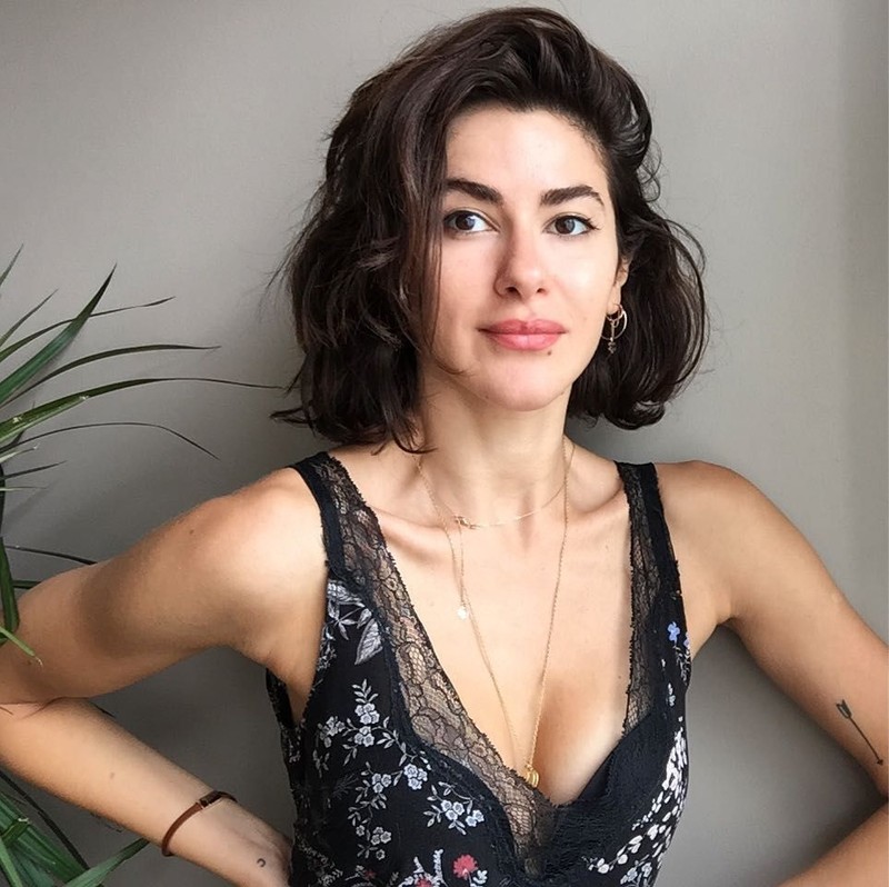 Üç Kuruş'un Bahar'ı Nesrin Cavadzade estetik iddialarını yalanlamıştı! O fotoğraflar ortaya çıktı! Görenler şok oldu - Resim: 23