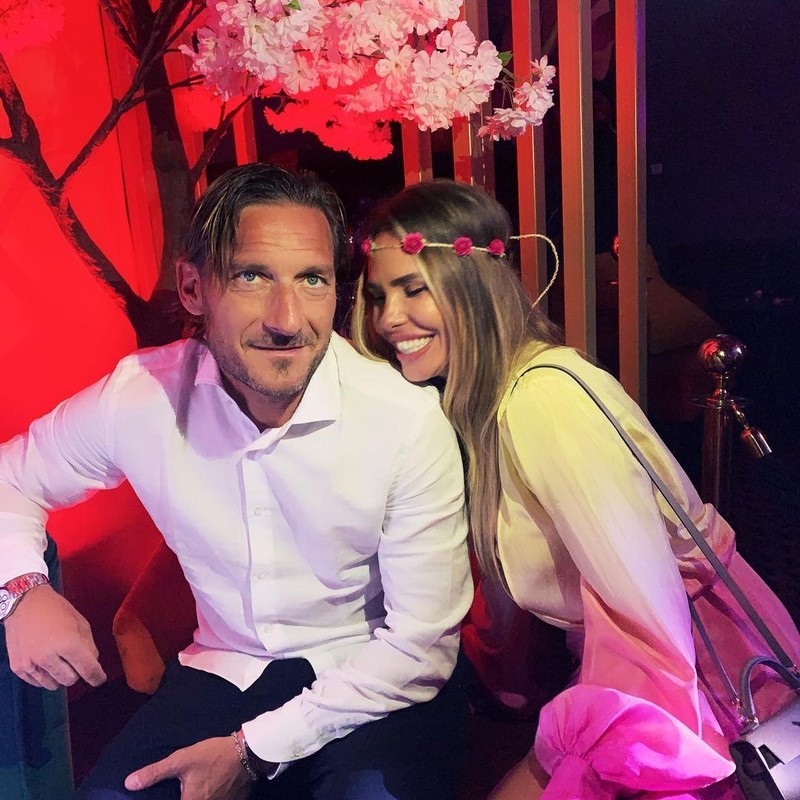 Yüzsüzlüğün bu kadarı! Totti'yi aldatan Ilary Blasi'nin o isteği yok artık dedirtti! - Resim: 6