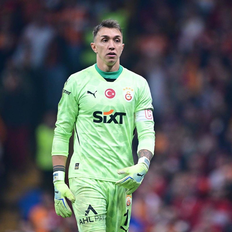 Galatasaray’da Muslera sıkıntısı! Hatalarının bedeli ağır oldu - Resim: 3