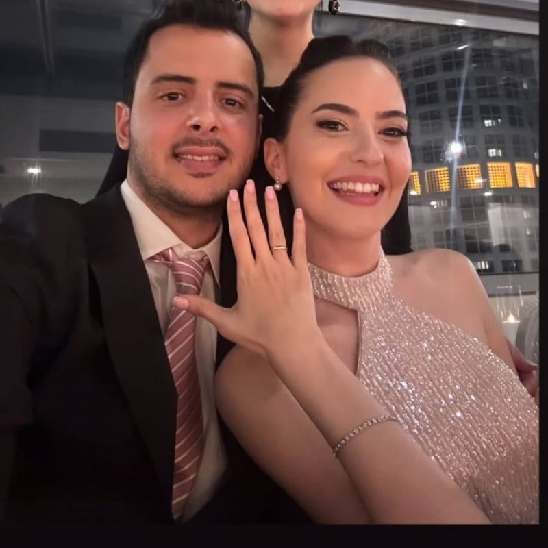 Ünlü oyuncu Ezgi Şenler’in mutlu günü! Çocukluk aşkıyla evlilik yolunda ilk adımı attı - Resim: 3