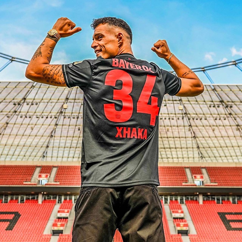 Fenerbahçe’ye seviye atlatacak 17 milyon euroluk orta saha! Transfere en çok Fred sevinecek! “İleri aşamada görüşmeler yapıldı” - Resim: 4