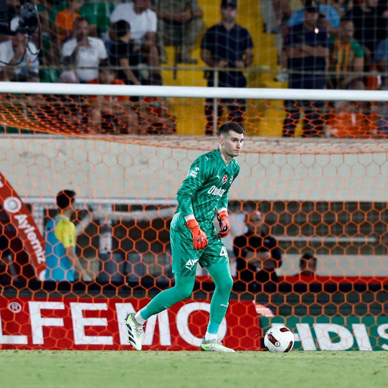 Kimyası uyuşmadı! Yıldız futbolcu sezon sonu Fenerbahçe’den gidiyor! “Transferi yüzde 100’e yaklaştı” - Resim: 8