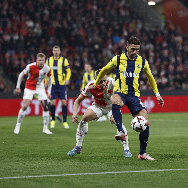 4.2 milyon euroluk yıldızın ayrılığı kesinleşti! “Yeni sezonda Fenerbahçe kadrosunda olmayacak” - Resim: 7