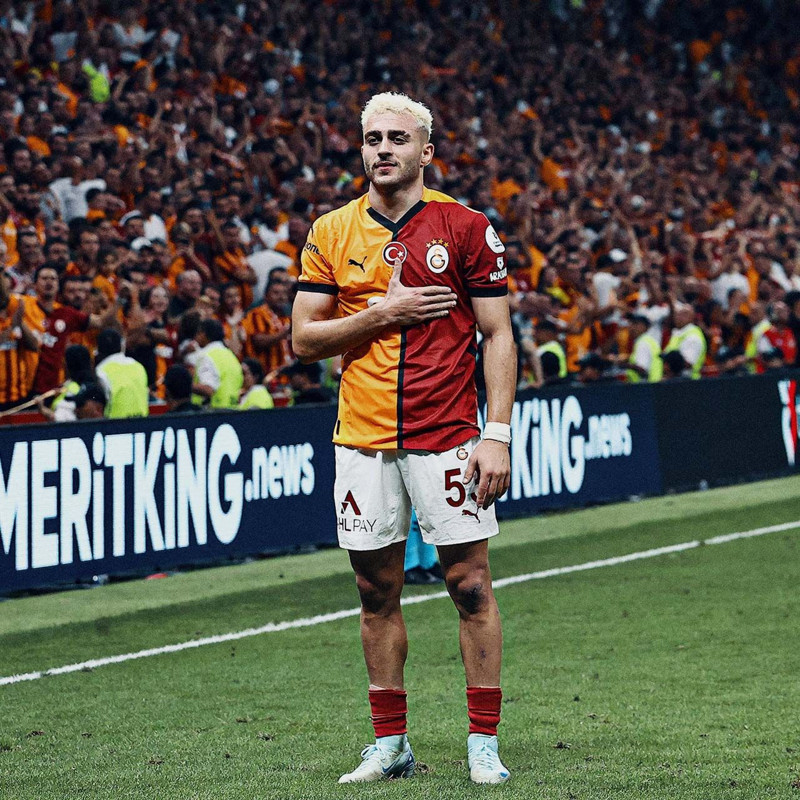 Okan Buruk’un kare ası için 25 milyon euroluk resmi transfer teklifi! Dursun Özbek elinin tersiyle itti! 35 veren olursa transfer bitecek - Resim: 8