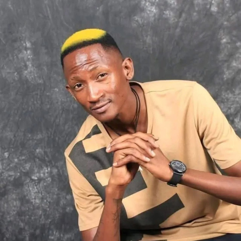 31 yaşındaki ünlü müzisyenden acı haber! Yol kenarında ölü bulundu - Resim: 1