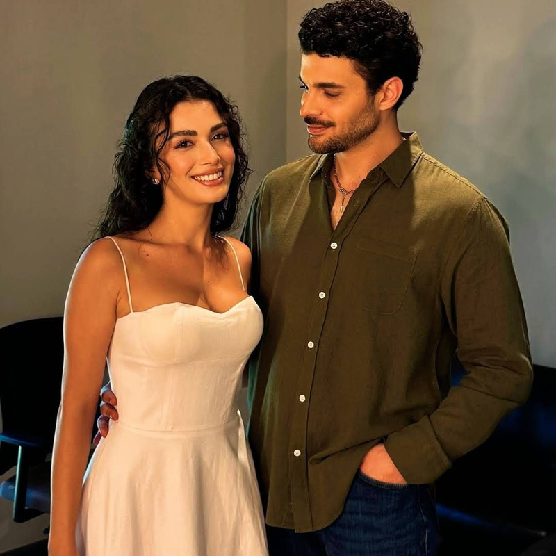 2 yıllık ilişkisi ani bir şekilde bitmişti! Özge Yağız ile Halit Özgür Sarı aşkı mı yaşıyor? Sosyal medya hesabından yanıt geldi - Resim: 4