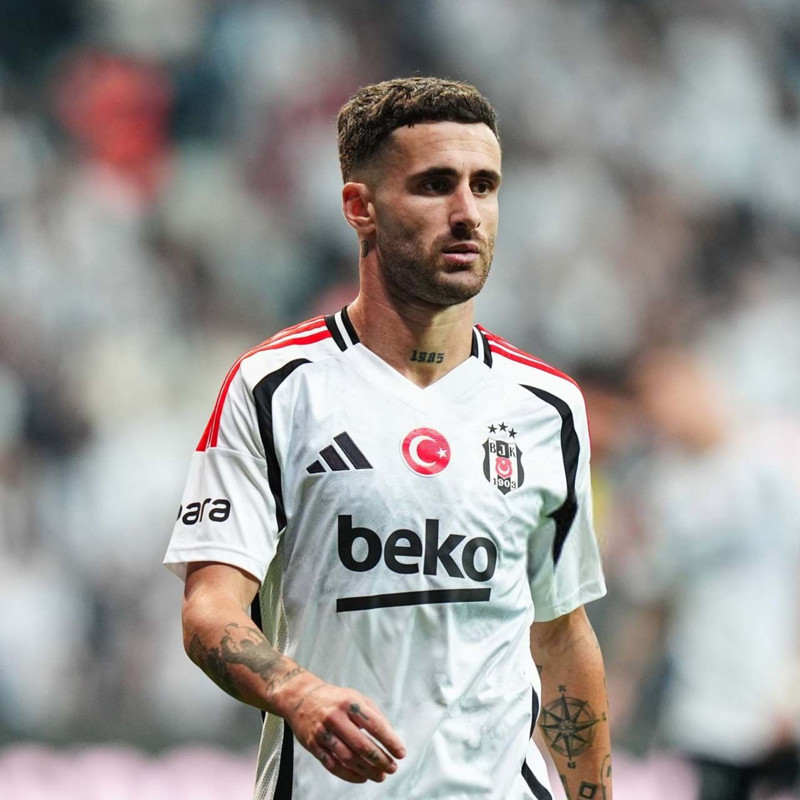 Beşiktaş’ta beklenen oldu! Rafa Silva’dan herkesi şaşırtan hareket! - Resim: 3
